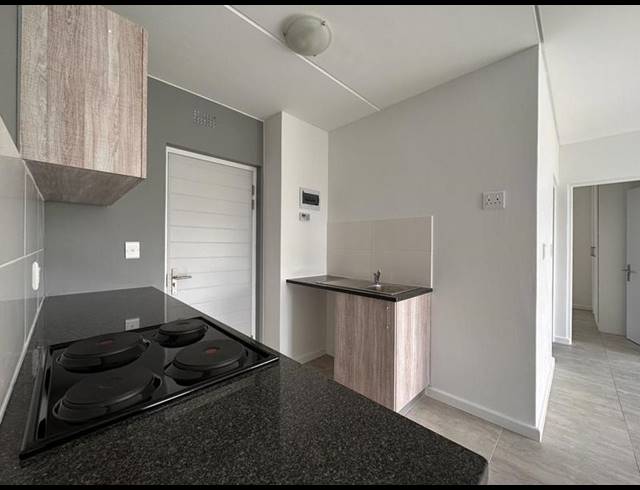 2 BEDROOM PROPERTY TO RENT IN AAN DE WIJNLANDEN